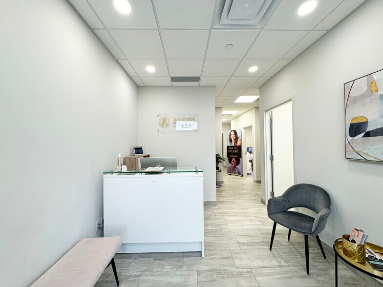 More Photos Of 200 Cachet Woods Crt, Markham Office For Sale