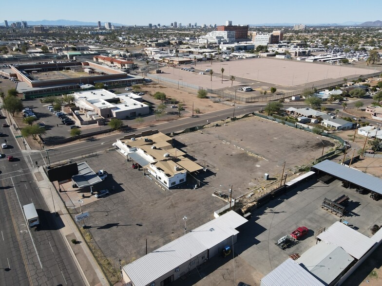 More Photos Of 2802 E Van Buren St, Phoenix Warehouse For Sale
