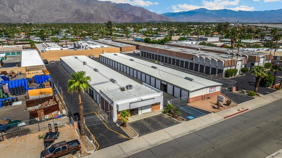 More Photos Of 811-823 S Williams Rd, Palm Springs Self Storage For Sale