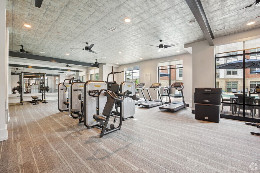 More Photos Of 7420 N Rea Park Ln, Charlotte Apartments For Lease