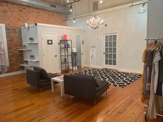 More Photos Of 123 N Main St, Greenville Storefront Retail Office For Lease