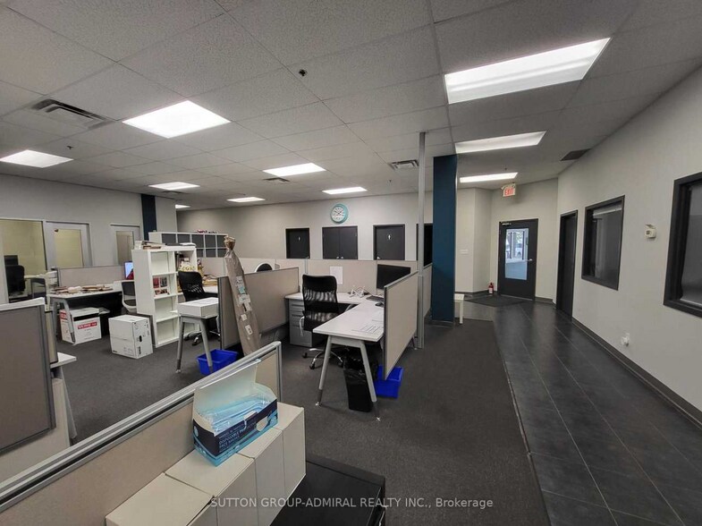 More Photos Of 205-215 Dolomite Dr, Toronto Warehouse For Sale