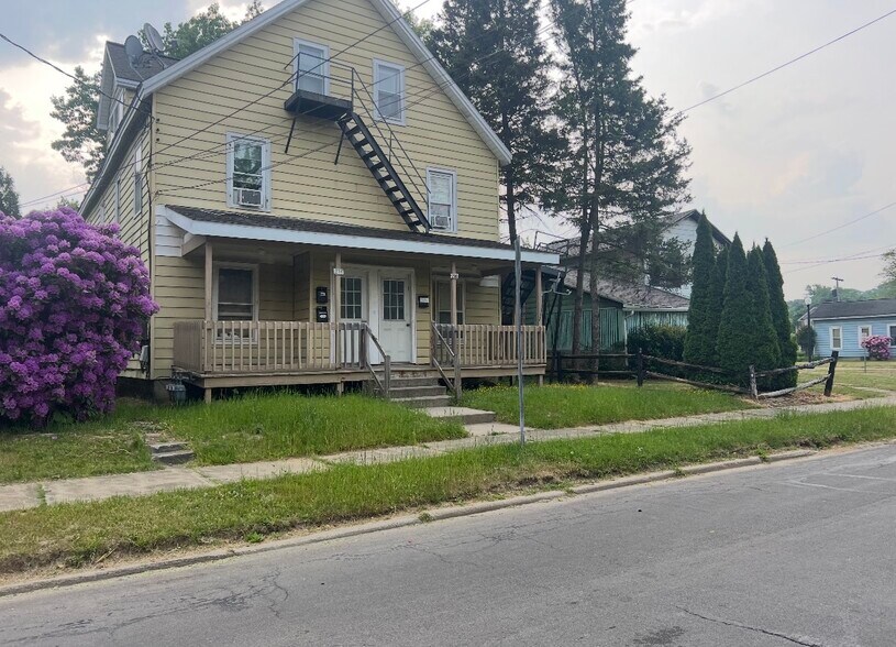 More Photos Of , Jamestown Unknown For Sale