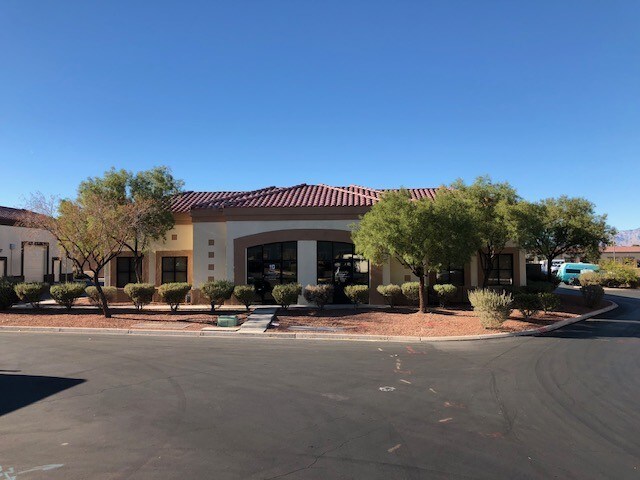 More Photos Of 3660 N Rancho Dr, Las Vegas Office For Lease