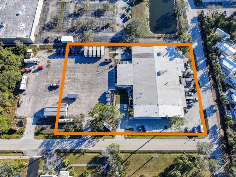 Primary Photo Of 1816 57th St, Sarasota Warehouse For Sale