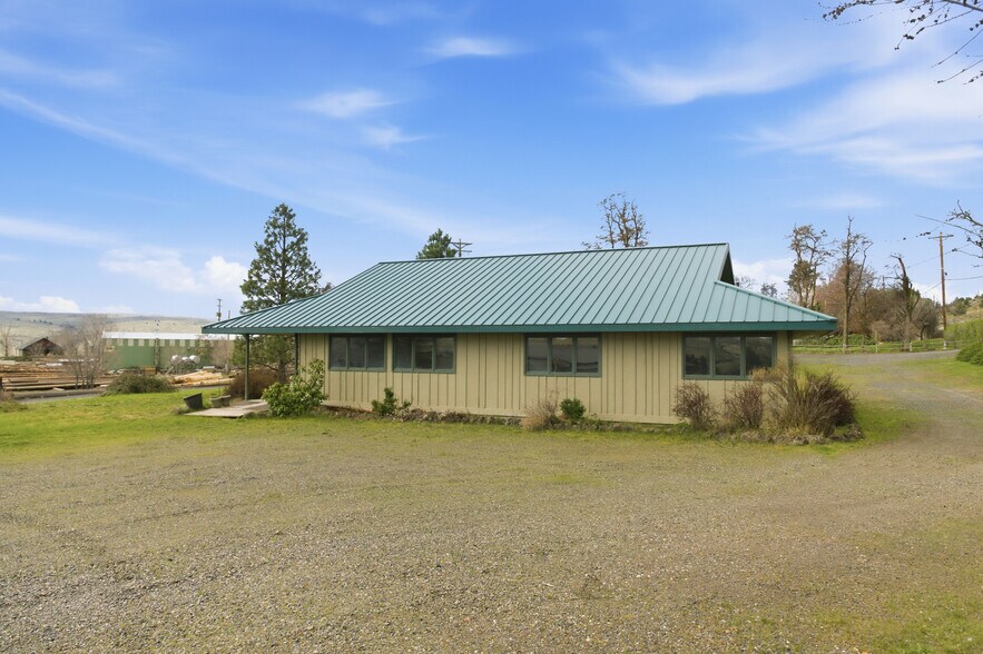 Primary Photo Of 615 Timber Ln, Maupin Office For Sale