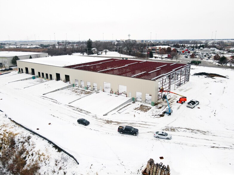 More Photos Of 3300-3310 Mound Rd, Joliet Warehouse For Lease