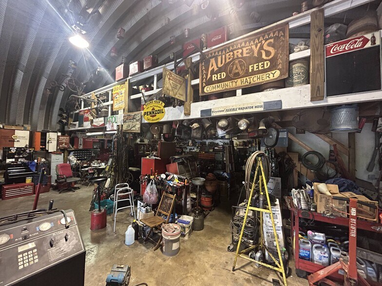 More Photos Of 13315 Aiken Rd, Louisville Warehouse For Sale