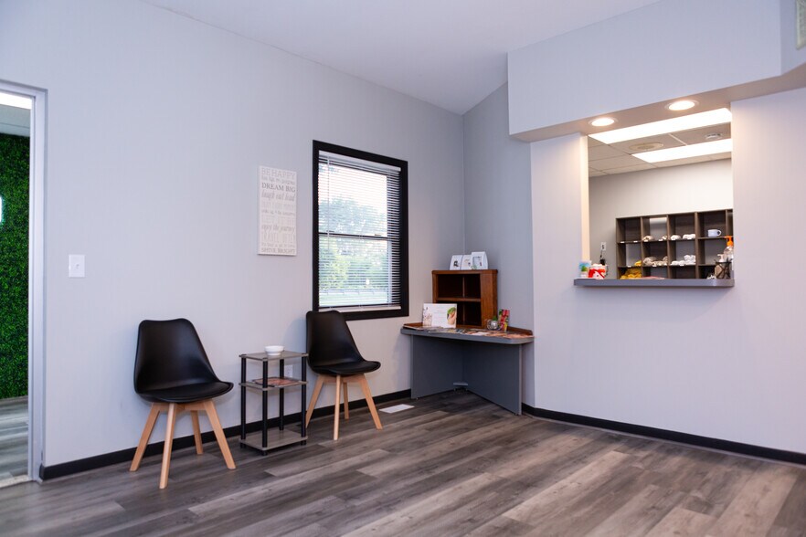 More Photos Of 340 W Grand River Ave, Webberville Medical For Sale