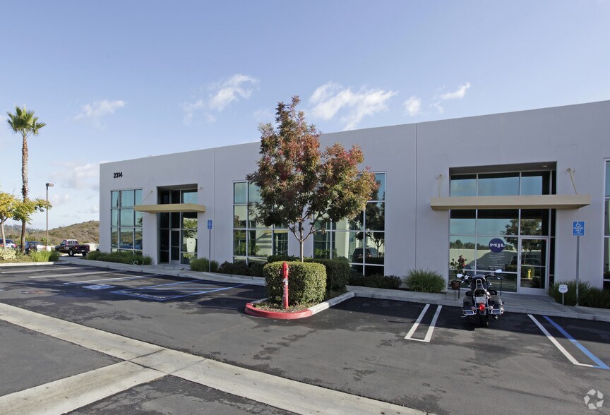 More Photos Of 2314 La Mirada Dr, Vista Warehouse For Lease