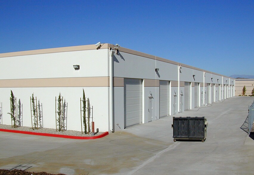 More Photos Of 500 Chaney St, Lake Elsinore Warehouse For Lease