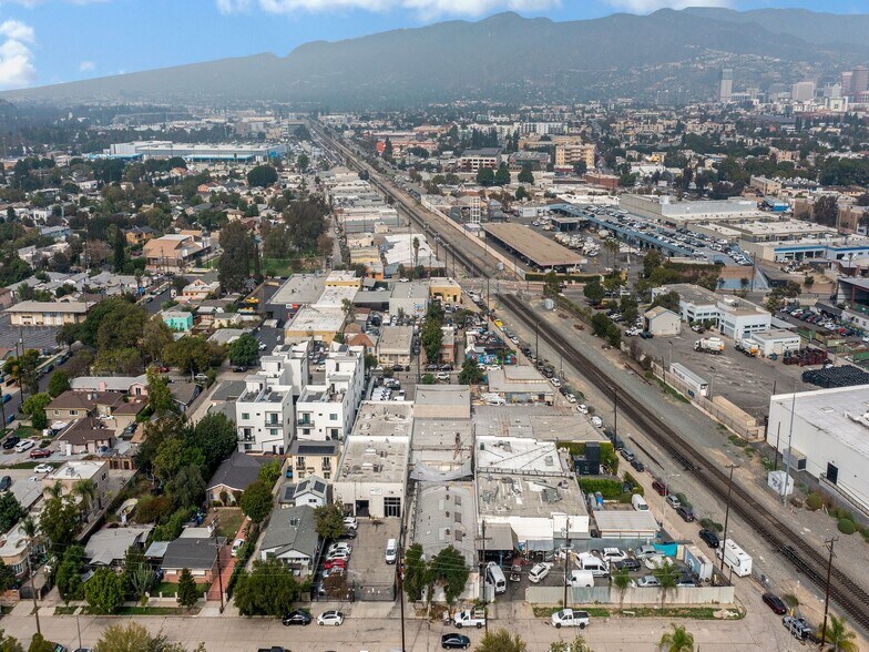 More Photos Of 4211 Verdant St, Los Angeles Manufacturing For Sale