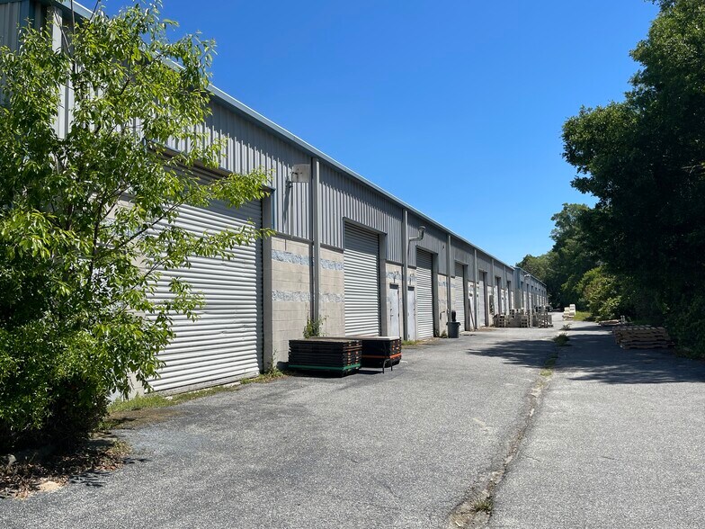 More Photos Of 25355 NW 8th Pl, Newberry Warehouse For Sale