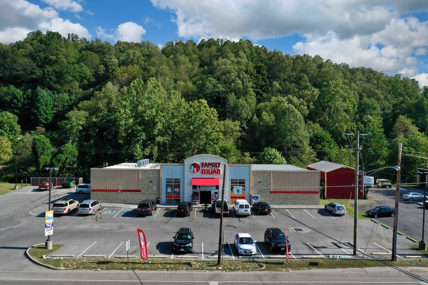 More Photos Of 202 Front St E, Coeburn Freestanding For Sale