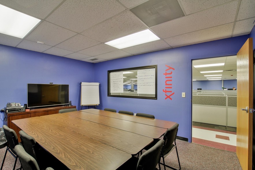 More Photos Of 7370 E 37th St, Wichita Flex For Lease