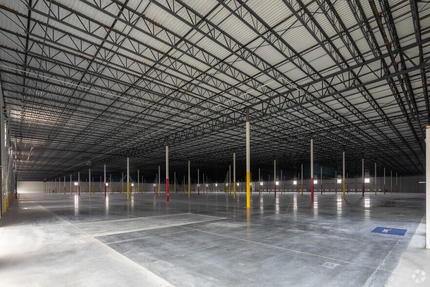 More Photos Of 155 Braselton Pky, Braselton Distribution For Lease