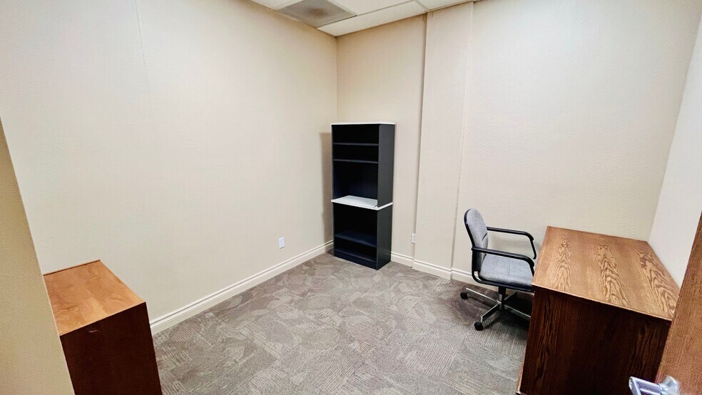 More Photos Of 15409 Anacapa Rd, Victorville Loft Creative Space For Sale