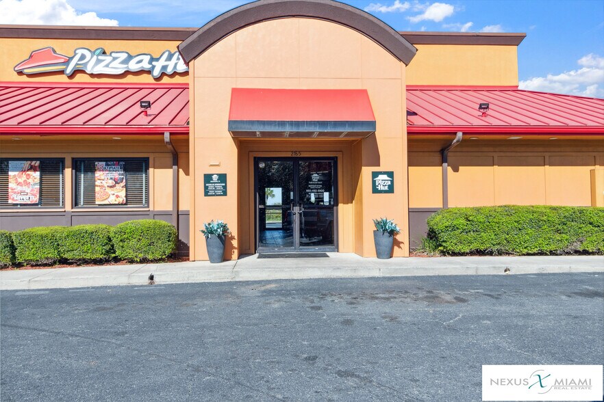 More Photos Of 2185 Post Oak, Marianna Fast Food For Sale