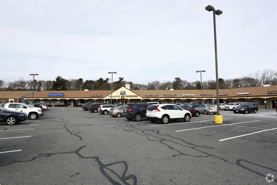 More Photos Of 1638-1662 Falmouth Rd, Centerville Storefront For Lease