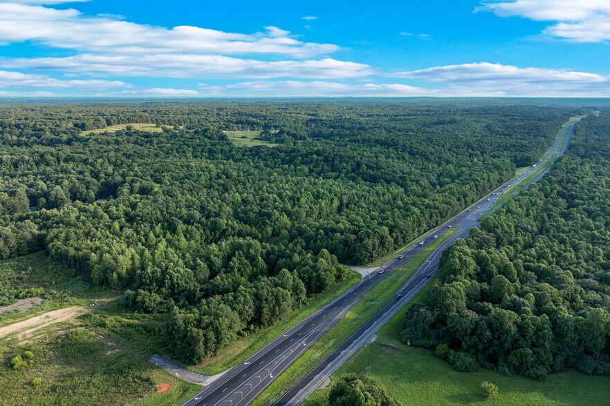 More Photos Of 4850 Cornela Hwy, Lula Land For Sale