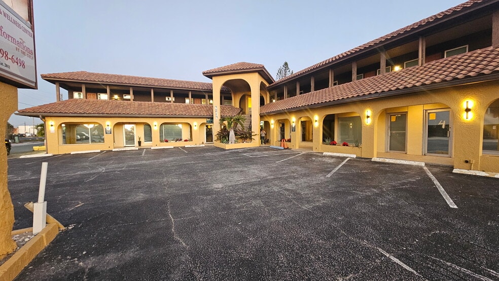 More Photos Of 7217 Gulf Blvd, Saint Petersburg Apartments For Lease