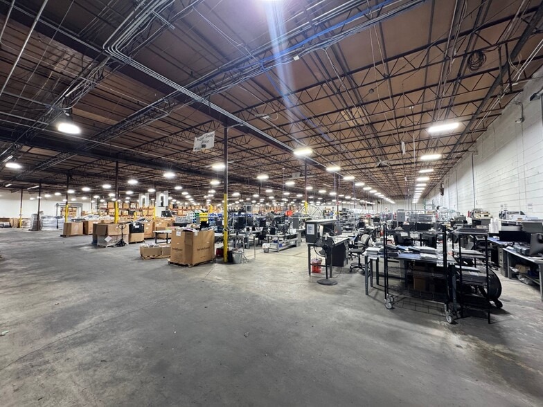 More Photos Of 4843 Victor St, Jacksonville Manufacturing For Sale