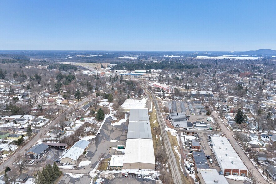 More Photos Of 930 Single Ave, Wausau Manufacturing For Lease