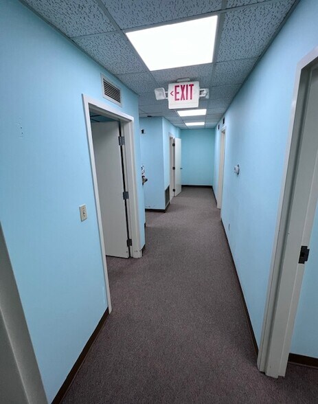 More Photos Of 130 County Rd, Ipswich Office For Sale