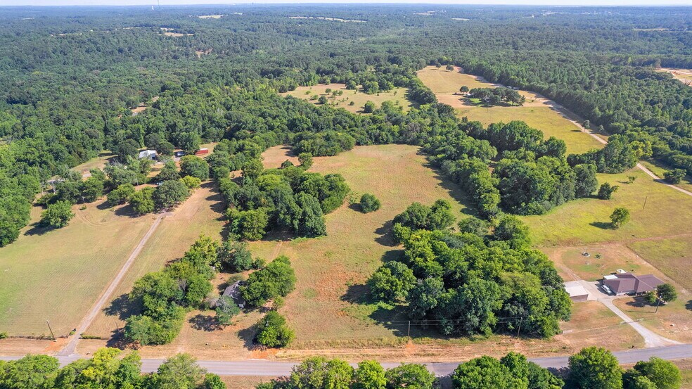 More Photos Of 10651 County Road 41, Lindale Land For Sale