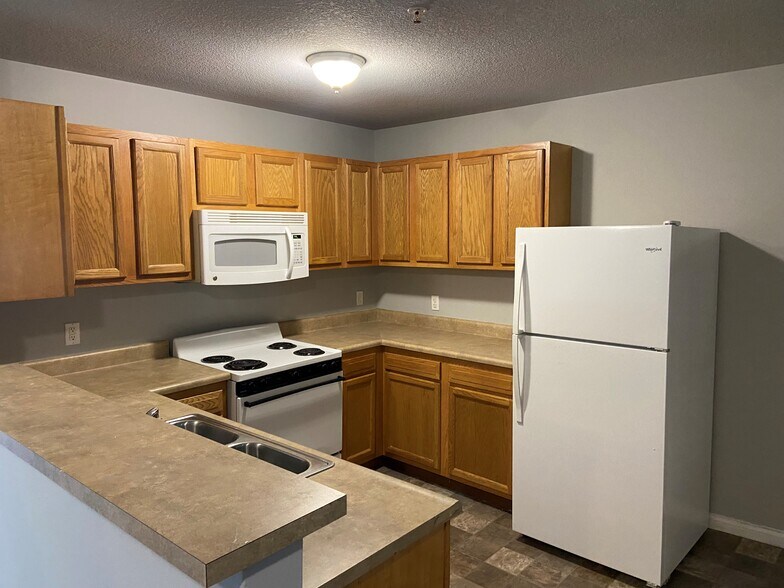 More Photos Of 310 N Walnut St, Union City Apartments For Sale