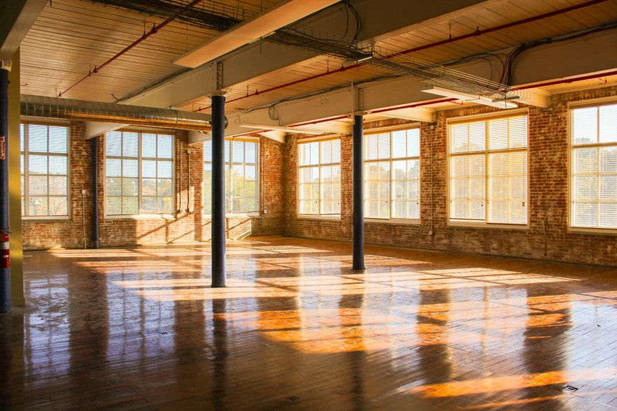 More Photos Of 10 Admiral St, Providence Office For Lease