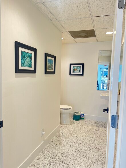 More Photos Of 665 SE 10th St, Deerfield Beach Medical For Lease