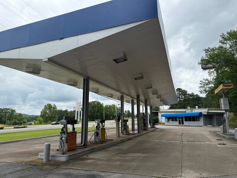 Primary Photo Of 2709 Crestwood Blvd, Birmingham General Retail For Sale