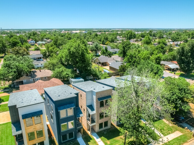 More Photos Of 1300-1308 NW 11th St, Oklahoma City Apartments For Sale
