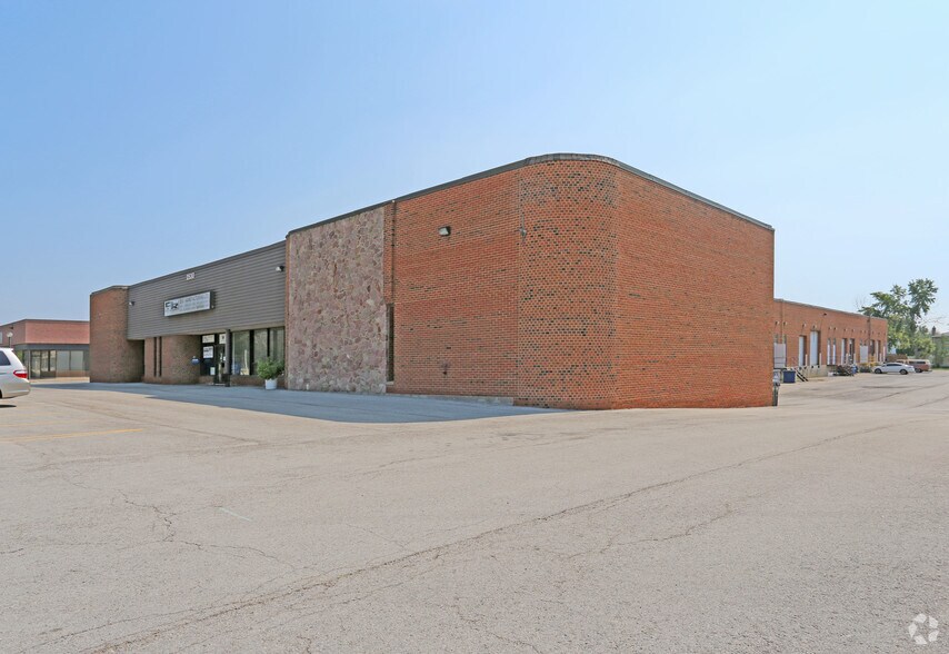 More Photos Of 2530 Speers Rd, Oakville Light Distribution For Lease