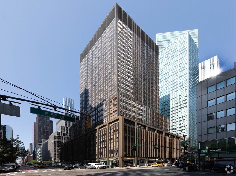 Primary Photo Of 160 E 53rd St, New York Medical For Lease