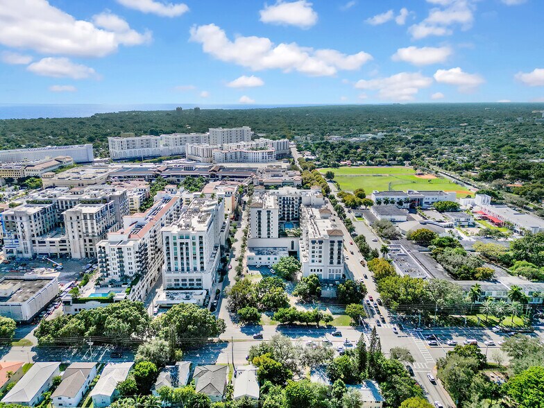 More Photos Of 4070 Laguna St, Coral Gables Medical For Sale