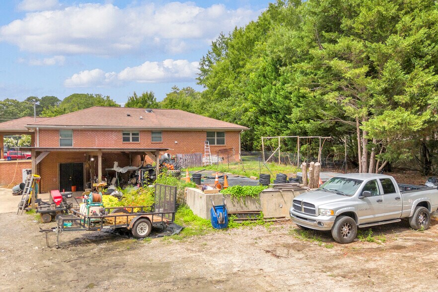 More Photos Of 2642 Loganville Hwy, Grayson Office Residential For Sale