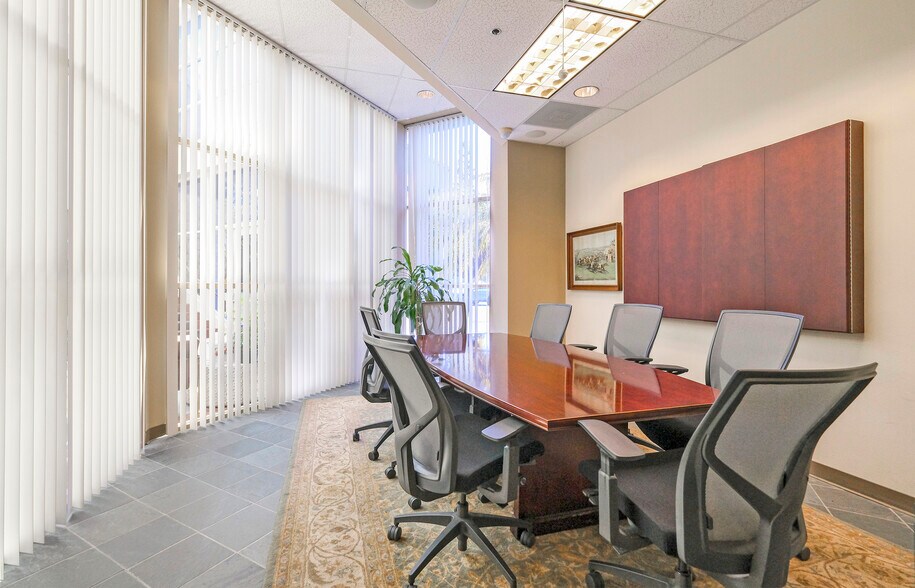 More Photos Of 1155 Eugenia Pl, Carpinteria Office For Sale