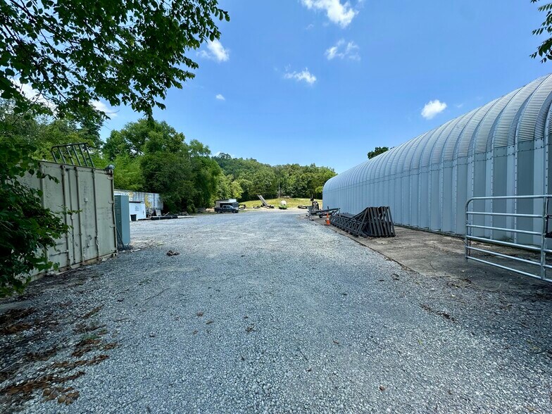 More Photos Of 2055 Highway 12 S, Ashland City Land For Sale