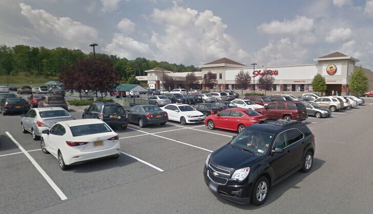 More Photos Of 41 Vista Blvd, Slingerlands Supermarket For Lease