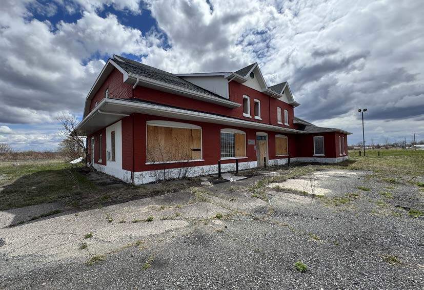 More Photos Of 305 Rang Du Pays-Brulé, Saint-Célestin Freestanding For Sale