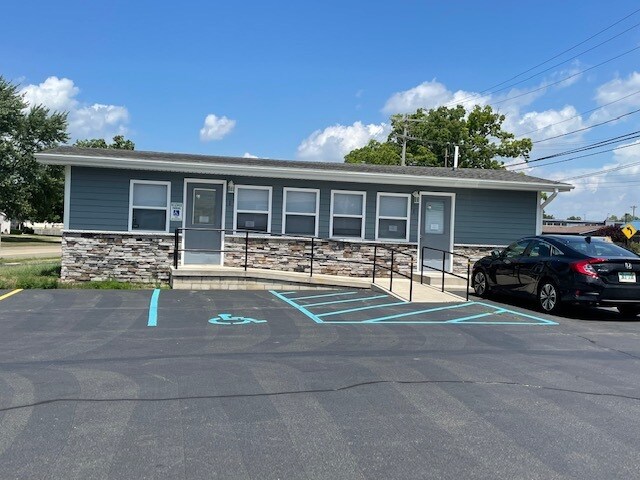 More Photos Of 1465 S Main St, Eaton Rapids Medical For Lease