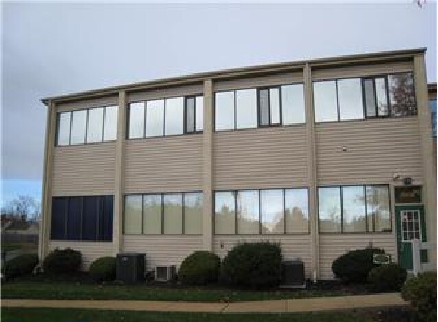 More Photos Of 102 Kings Way W, Sewell Medical For Lease