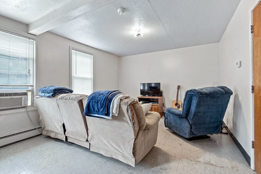 More Photos Of 219 River St, Woonsocket Apartments For Sale