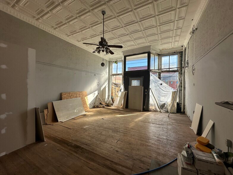 More Photos Of 13 Public Sq, Bowman Storefront For Sale