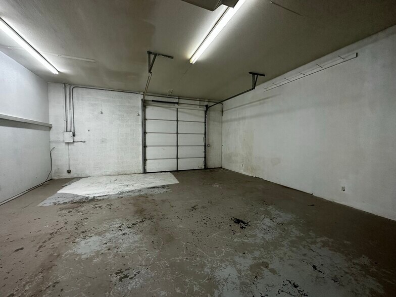 More Photos Of 2940 I-70 Business Loop, Grand Junction Flex For Sale