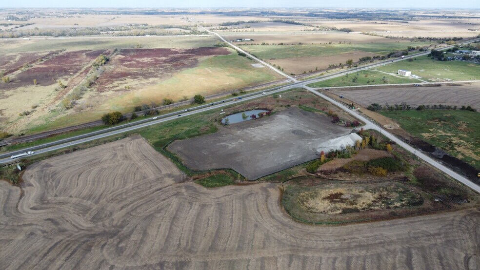 More Photos Of 7201 N 98th St, Lincoln Land For Sale