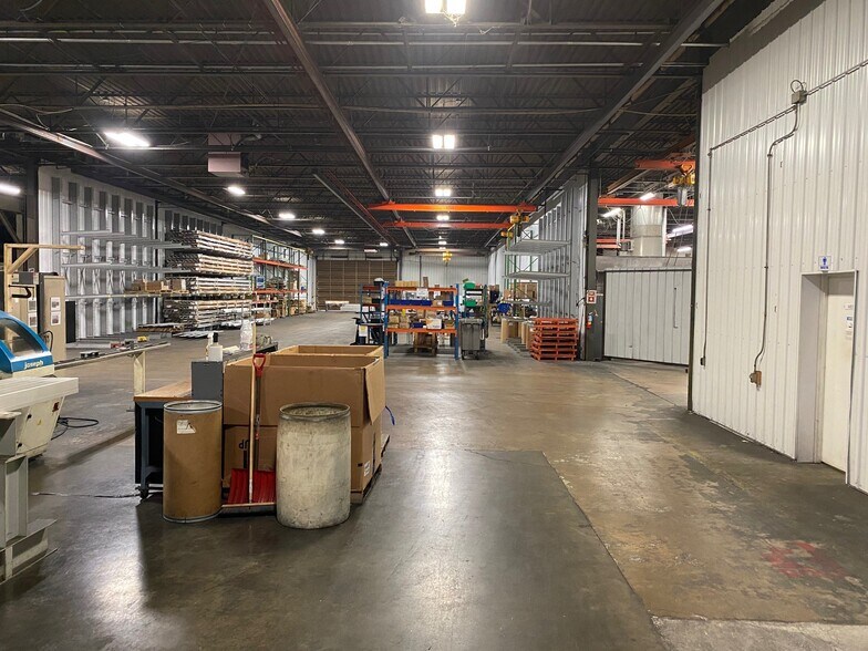 More Photos Of 31 Industrial Cir, Lancaster Industrial For Lease