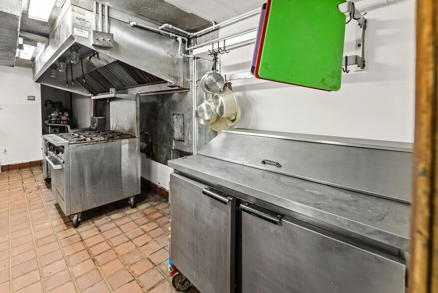 More Photos Of 1162 School St, Percy Restaurant For Sale